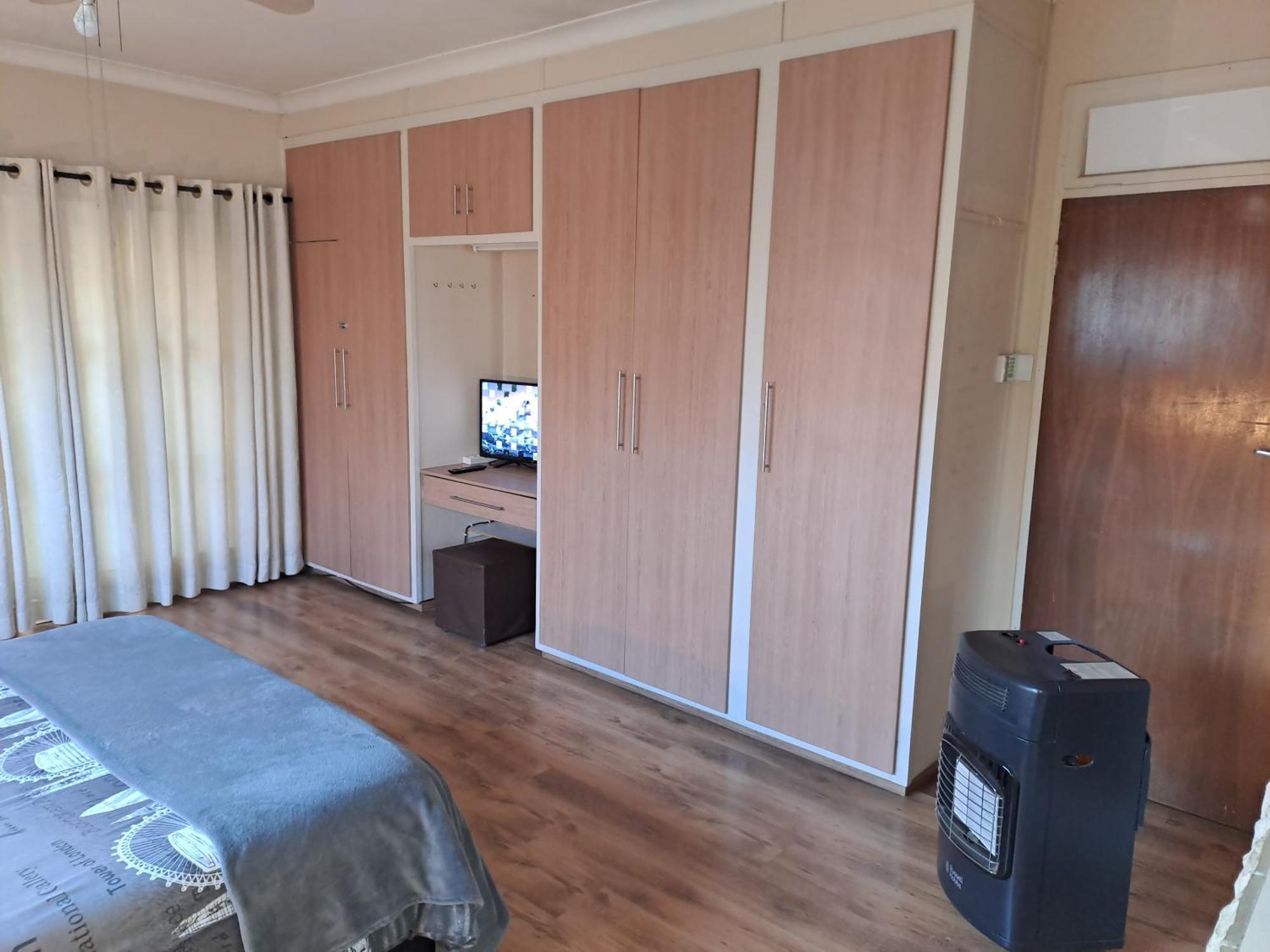 Meadows Guesthouse Germiston Zimmer foto